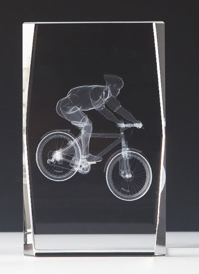 3D Radsport-Motiv im Glasblock