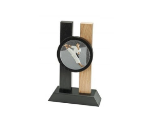 Holz Pokal Karate FG005 - Schwarz Braun / 23 cm