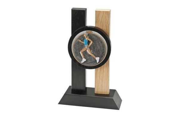 Holz Pokal Laufen Frauen FG034